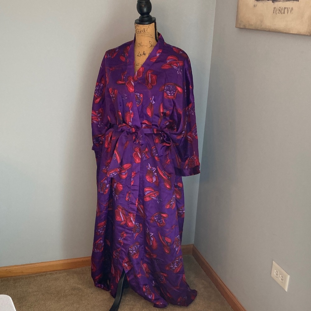 Purple and Red Print Kimono Robe - NWOT - Women Plus Size
